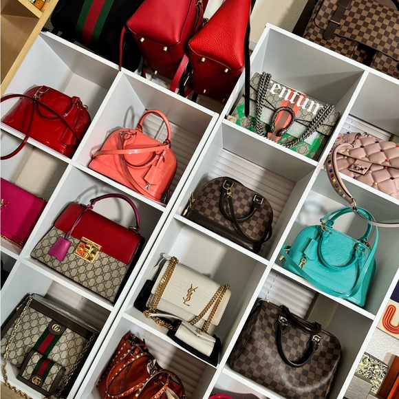 Luxury bag and accessories - Picture 6 of 6